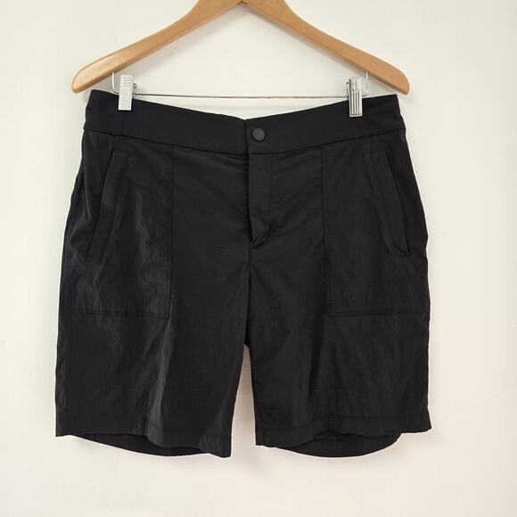 Athleta Trekkie Bermuda 2.0 Shorts Size 12 Black Quick Dry Pockets Hiking UPF30+ - Picture 1 of 10